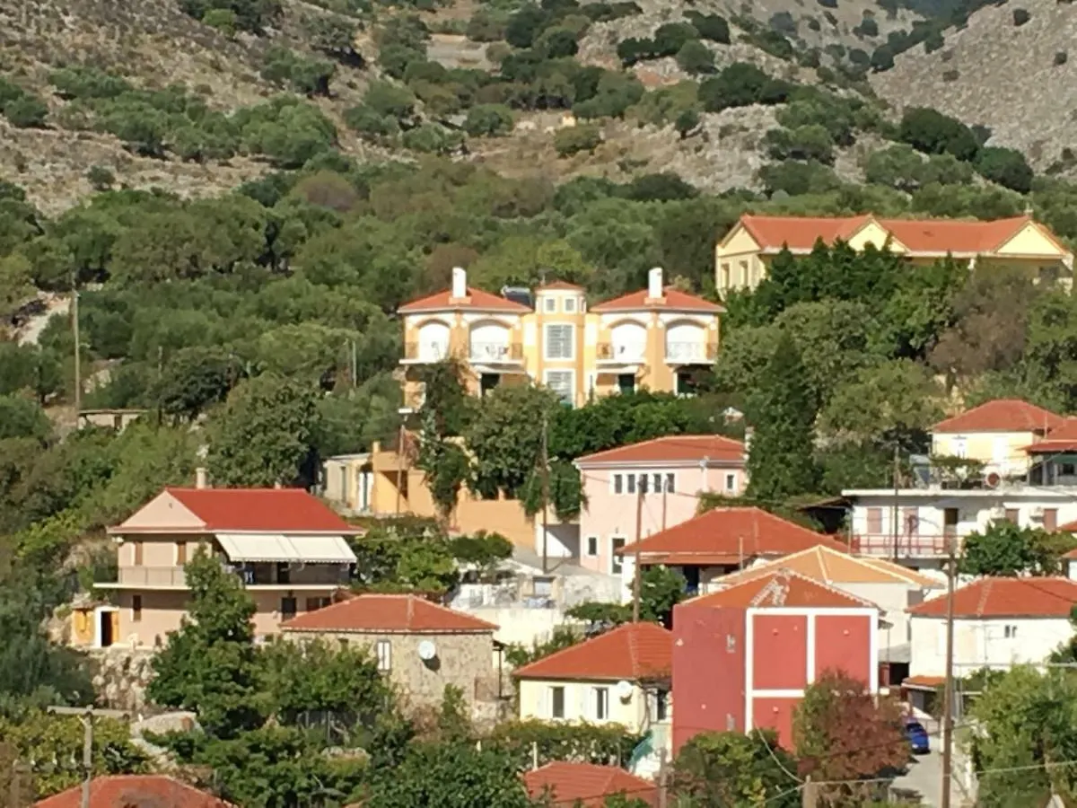 Villa Tzitzifies Kourouklata 0*,